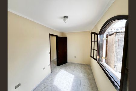 Casa à venda com 214m², 3 quartos e 4 vagasQuarto 2