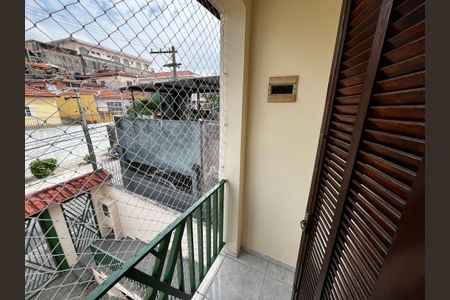 Casa à venda com 214m², 3 quartos e 4 vagasQuarto Suíte Varanda