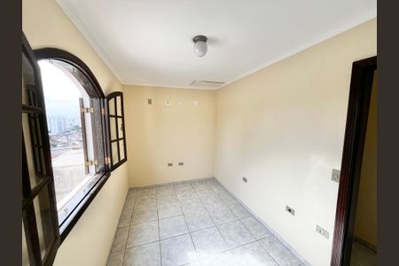 Casa à venda com 214m², 3 quartos e 4 vagasQuarto 2