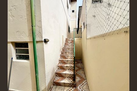 Casa à venda com 214m², 3 quartos e 4 vagasEscada