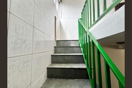 Casa à venda com 214m², 3 quartos e 4 vagasEscada