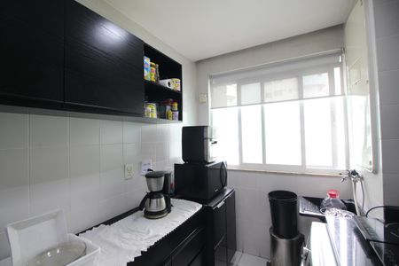 Apartamento para alugar com 78m², 2 quartos e 1 vagaÁrea de Serviço