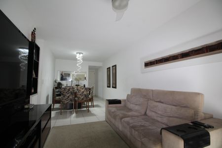 Apartamento para alugar com 78m², 2 quartos e 1 vagaSala