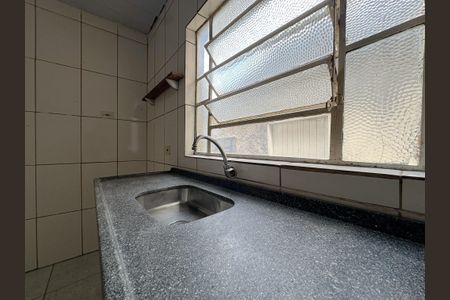 Cozinha de casa para alugar com 1 quarto, 55m² em Lapa, São Paulo