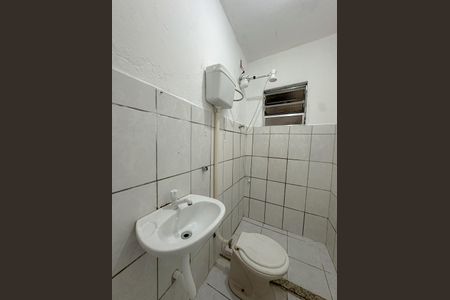 Casa para alugar com 55m², 1 quarto e sem vagaBanheiro