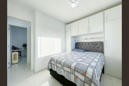 Quarto 1 de apartamento à venda com 2 quartos, 50m² em Jardim Roberto, Osasco