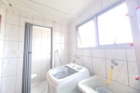 Apartamento à venda com 77m², 3 quartos e 1 vagaÁrea de Serviço