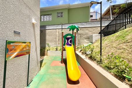 Apartamento à venda com 32m², 2 quartos e sem vagaÁrea comum - Playground
