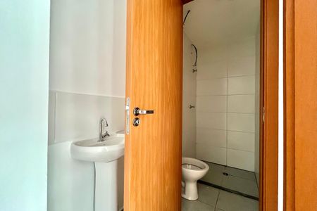 Apartamento à venda com 32m², 2 quartos e sem vagaBanheiro