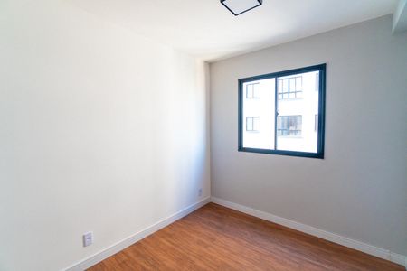 Quarto 2 de apartamento para alugar com 2 quartos, 32m² em Jardim Oriental, São Paulo