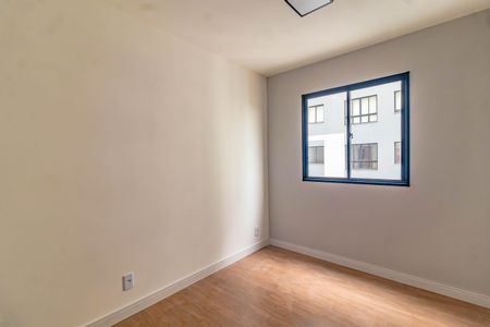 Quarto 2 de apartamento para alugar com 2 quartos, 32m² em Jardim Oriental, São Paulo