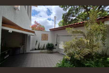 Casa à venda com 198m², 3 quartos e 2 vagasGaragem