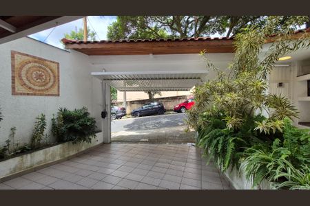 Casa à venda com 198m², 3 quartos e 2 vagasGaragem