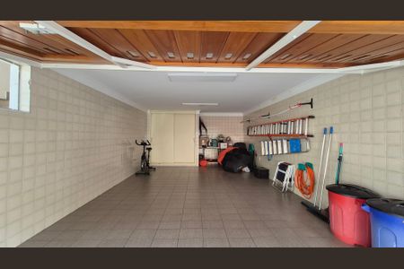Casa à venda com 198m², 3 quartos e 2 vagasGaragem