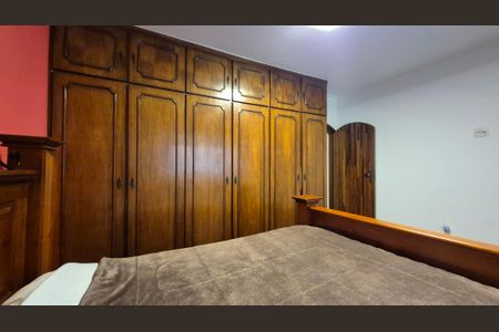 Casa à venda com 198m², 3 quartos e 2 vagasQuarto