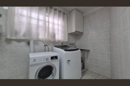 Casa à venda com 198m², 3 quartos e 2 vagasLavanderia