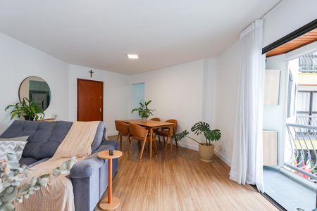 Sala de apartamento à venda com 2 quartos, 72m² em Jardim Maria Rosa, Taboão da Serra