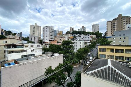 Vista da Sala de apartamento para alugar com 2 quartos, 100m² em Savassi, Belo Horizonte