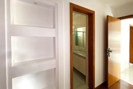 Apartamento para alugar com 100m², 2 quartos e 2 vagasCorredor