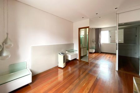 Apartamento para alugar com 100m², 2 quartos e 2 vagasSuite 1