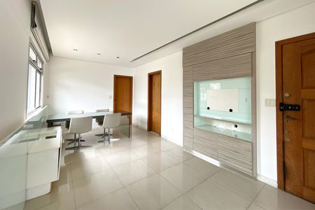 Apartamento para alugar com 100m², 2 quartos e 2 vagasSala