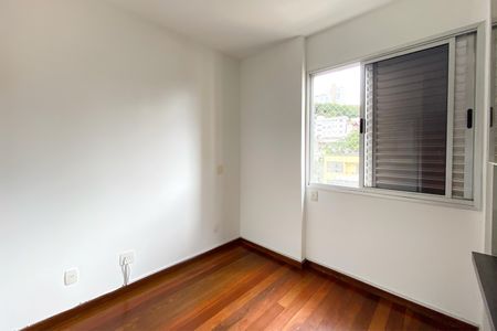 Apartamento para alugar com 100m², 2 quartos e 2 vagasQuarto 2