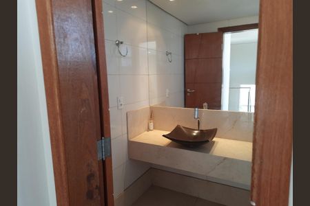 Casa à venda com 360m², 4 quartos e 4 vagasFoto 06