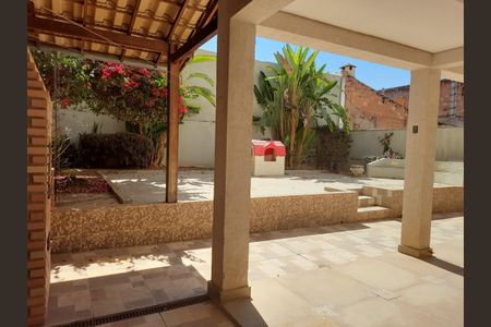 Casa à venda com 360m², 4 quartos e 4 vagasFoto 42