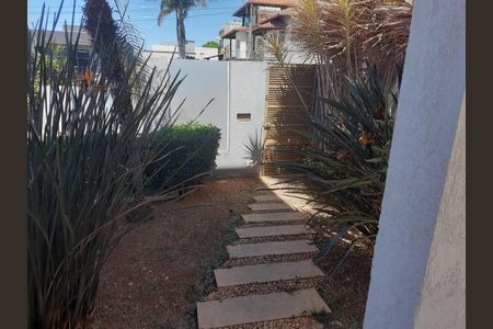 Casa à venda com 360m², 4 quartos e 4 vagasFoto 04