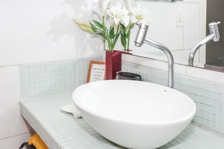 Casa à venda com 144m², 2 quartos e 1 vagaBanheiro