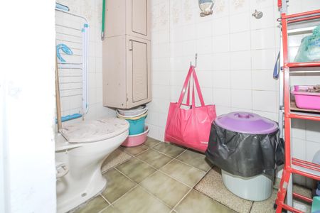 Casa à venda com 144m², 2 quartos e 1 vagaBanheiro