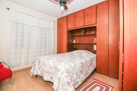 Casa à venda com 144m², 2 quartos e 1 vagaQuarto