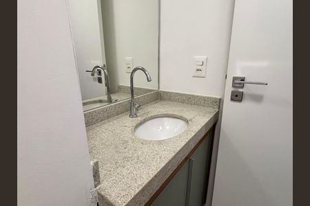 Apartamento à venda com 132m², 3 quartos e 2 vagas Apartamento à venda com 132m², 3 quartos e 2 vagasLavabo