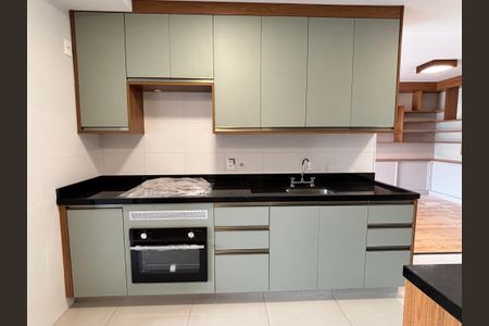 Apartamento à venda com 132m², 3 quartos e 2 vagas Apartamento à venda com 132m², 3 quartos e 2 vagasCozinha