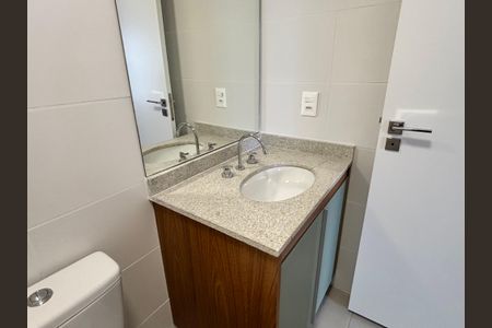 Apartamento à venda com 132m², 3 quartos e 2 vagas Apartamento à venda com 132m², 3 quartos e 2 vagasBanheiro da Suíte 2