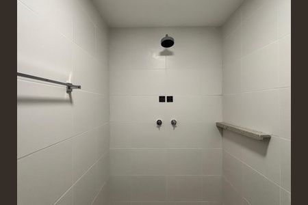 Apartamento à venda com 132m², 3 quartos e 2 vagas Apartamento à venda com 132m², 3 quartos e 2 vagasBanheiro da Suíte 2