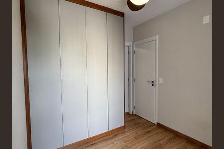 Apartamento à venda com 132m², 3 quartos e 2 vagas Apartamento à venda com 132m², 3 quartos e 2 vagasSuíte 2