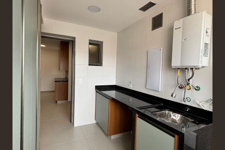 Apartamento à venda com 132m², 3 quartos e 2 vagas Apartamento à venda com 132m², 3 quartos e 2 vagasÁrea de Serviço