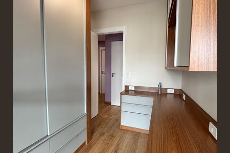 Apartamento à venda com 132m², 3 quartos e 2 vagas Apartamento à venda com 132m², 3 quartos e 2 vagasEscritório