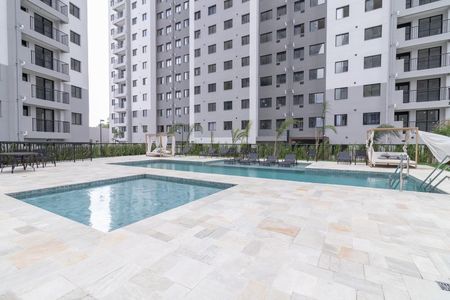 Apartamento para alugar com 39m², 2 quartos e sem vagaÁrea comum - Piscina
