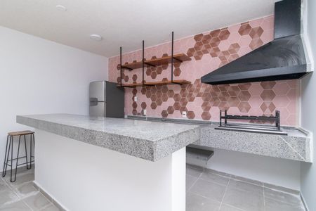 Apartamento para alugar com 39m², 2 quartos e sem vagaÁrea comum - Churrasqueira