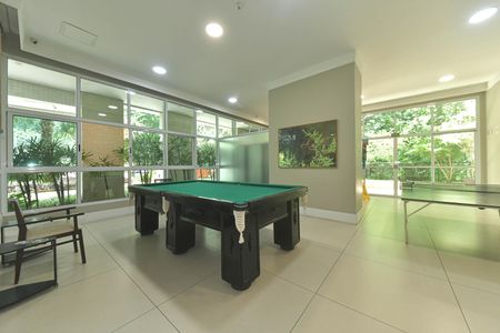 Apartamento à venda com 207m², 3 quartos e 3 vagas Apartamento à venda com 207m², 3 quartos e 3 vagasArea Comum