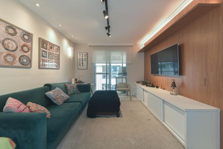 Apartamento à venda com 207m², 3 quartos e 3 vagas Apartamento à venda com 207m², 3 quartos e 3 vagasSala de TV