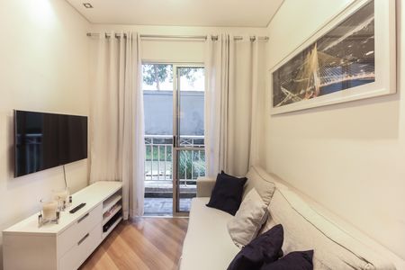 Sala  de apartamento para alugar com 2 quartos, 50m² em Vila Carrão, São Paulo