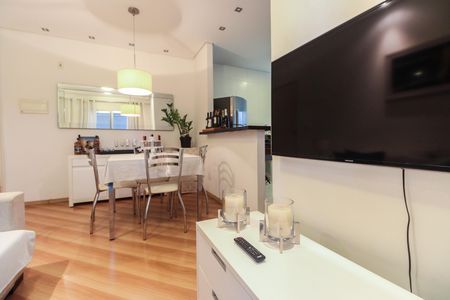 Sala  de apartamento para alugar com 2 quartos, 50m² em Vila Carrão, São Paulo