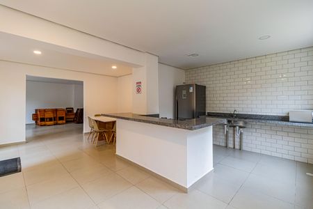 Apartamento para alugar com 50m², 2 quartos e 1 vaga Apartamento para alugar com 50m², 2 quartos e 1 vagaÁrea comum - Salão de festas
