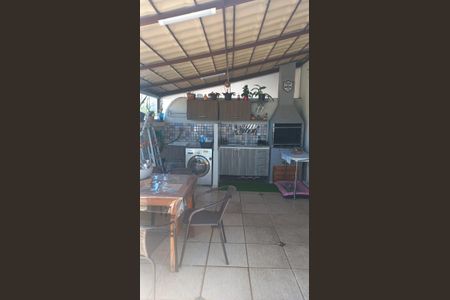 Apartamento à venda com 97m², 2 quartos e 1 vaga