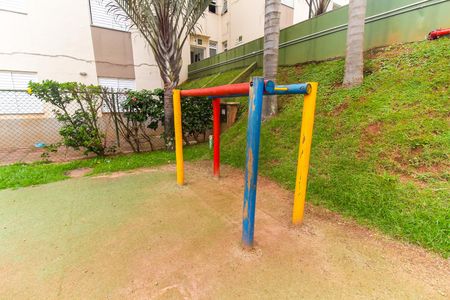 Apartamento para alugar com 49m², 2 quartos e 1 vaga Apartamento para alugar com 49m², 2 quartos e 1 vagaÁrea comum - Playground