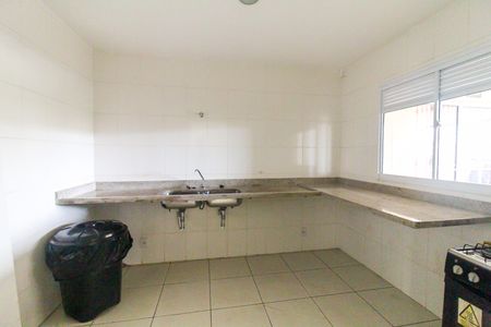 Apartamento para alugar com 49m², 2 quartos e 1 vaga Apartamento para alugar com 49m², 2 quartos e 1 vagaÁrea comum - Salão de festas Infantil
