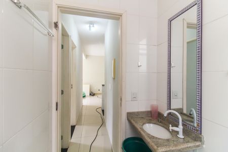 Apartamento para alugar com 49m², 2 quartos e 1 vaga Apartamento para alugar com 49m², 2 quartos e 1 vagaBanheiro